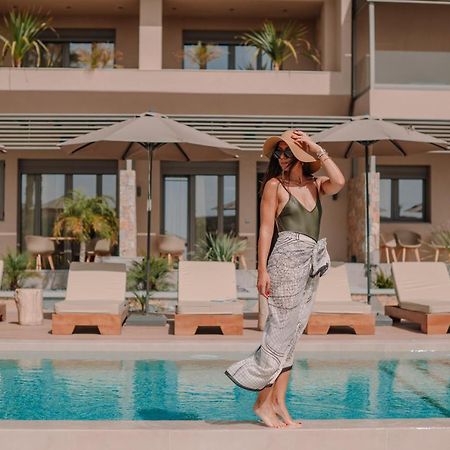 Marble Luxury Suites Karteros Luaran gambar