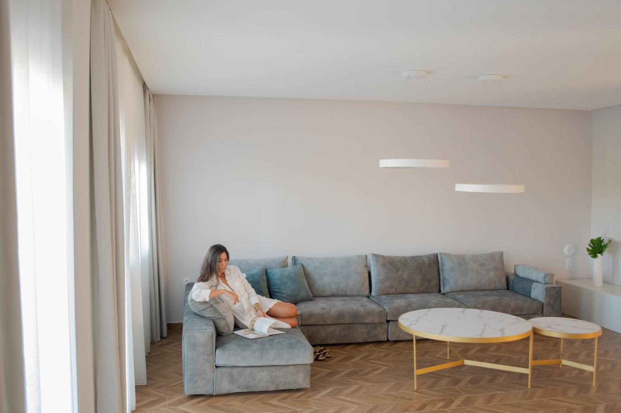 Marble Luxury Suites Karteros Luaran gambar