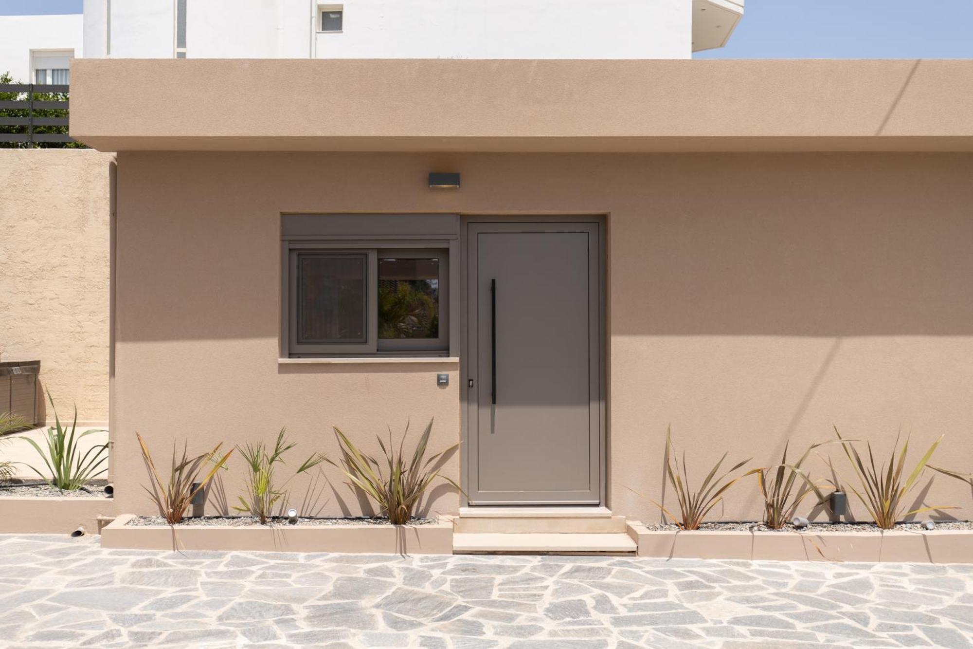 Marble Luxury Suites Karteros Luaran gambar