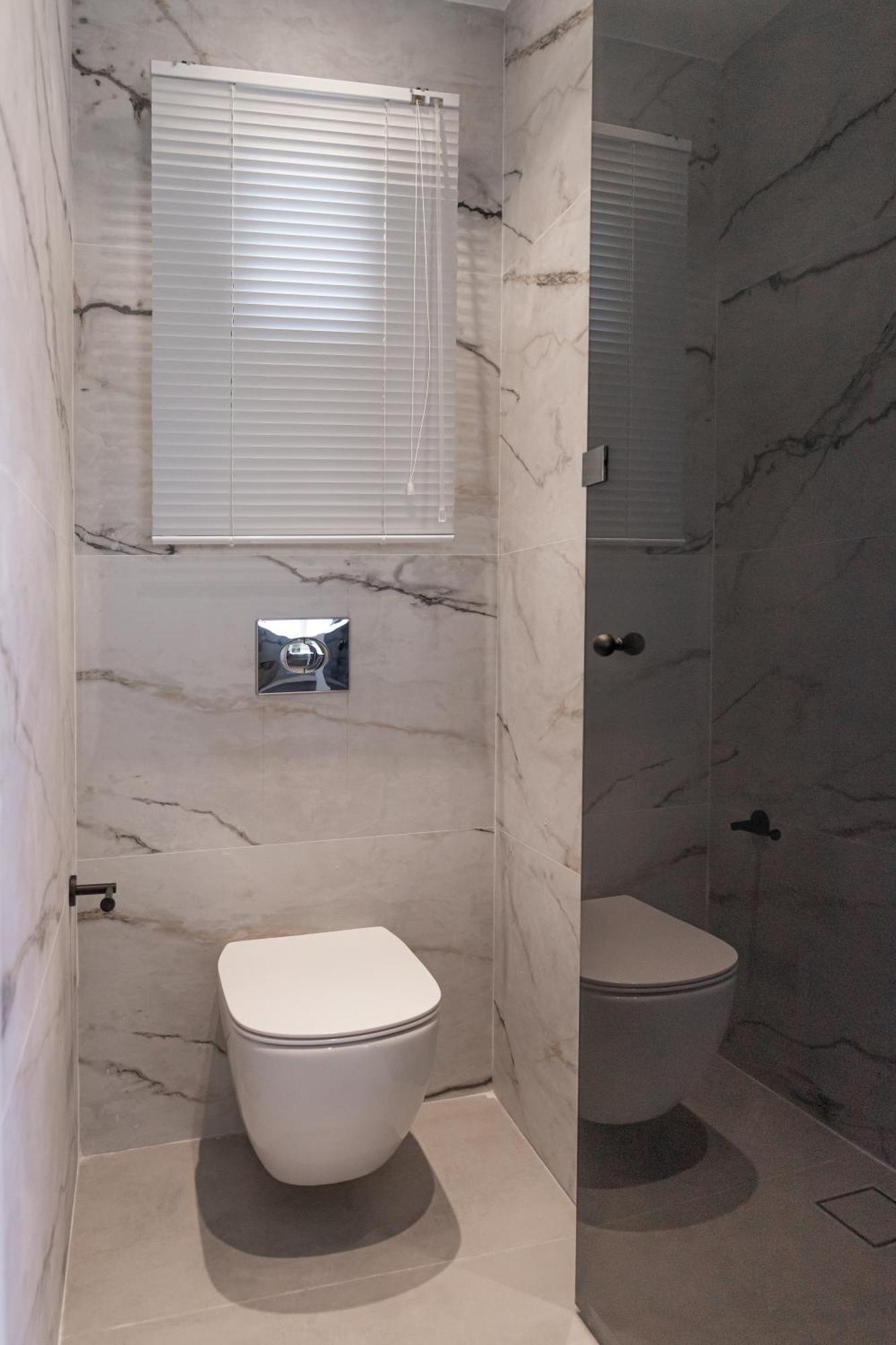 Marble Luxury Suites Karteros Bilik gambar